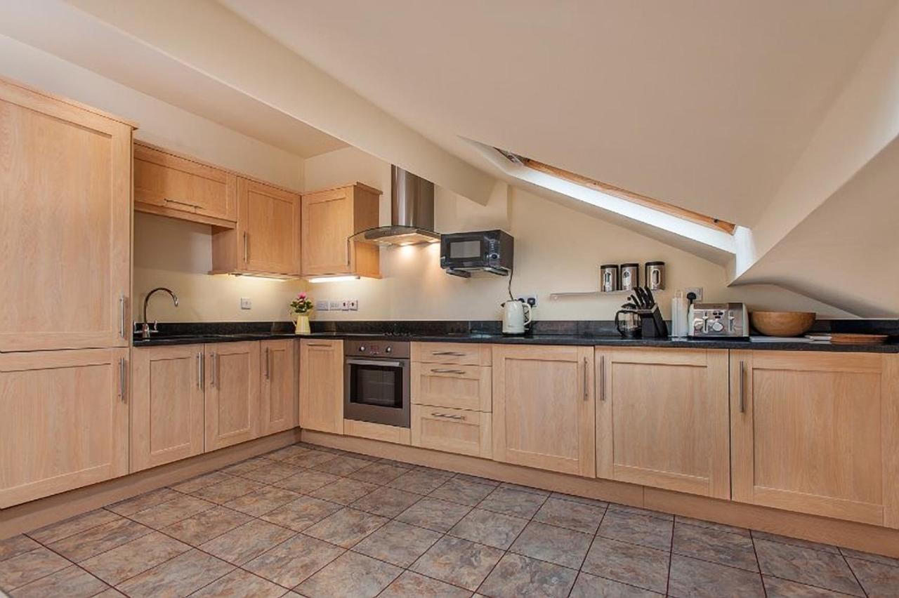 Apartment Priory House *